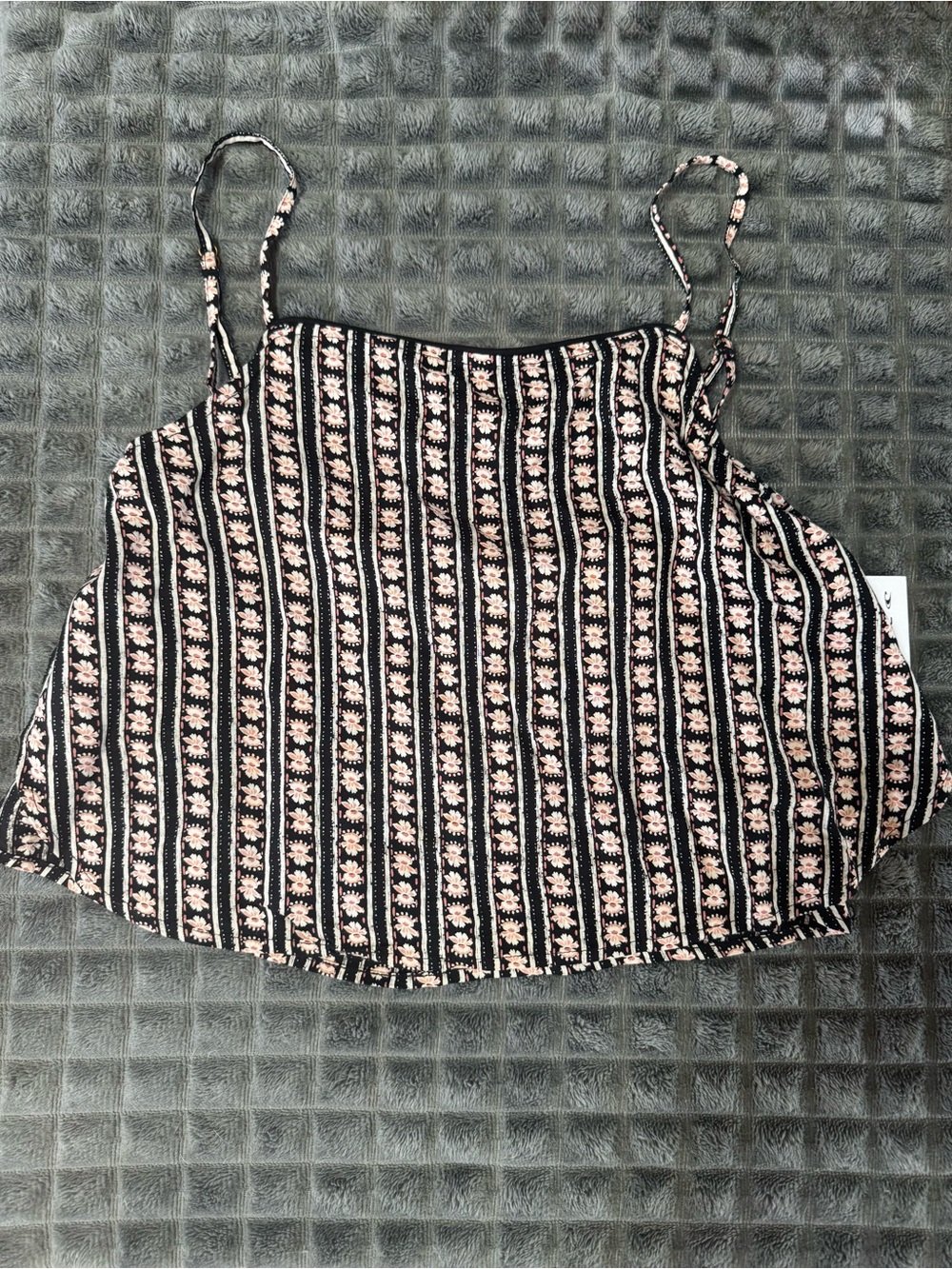 O'Neill NWT S Black Pink Striped Floral Cami Crop Top Tank Blouse Shirt (B2)